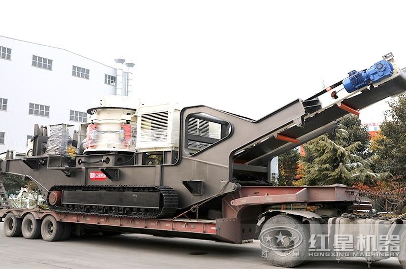 圓錐履帶移動式破碎站設備發貨