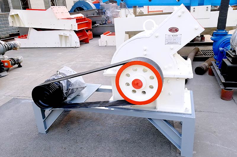 錘式破碎機實拍圖 錘式破碎機實拍圖