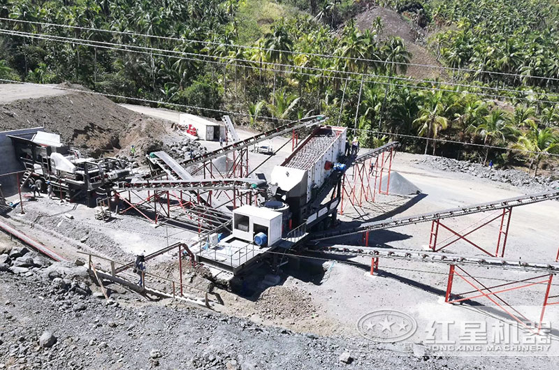 移動石子破碎機多機作業現場