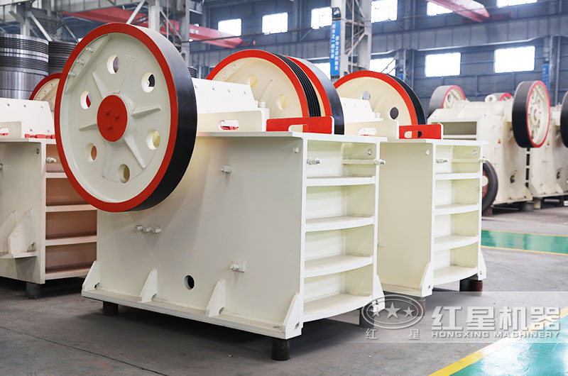 912顎式破石機(jī)產(chǎn)量是多少？一臺(tái)價(jià)格多少錢？