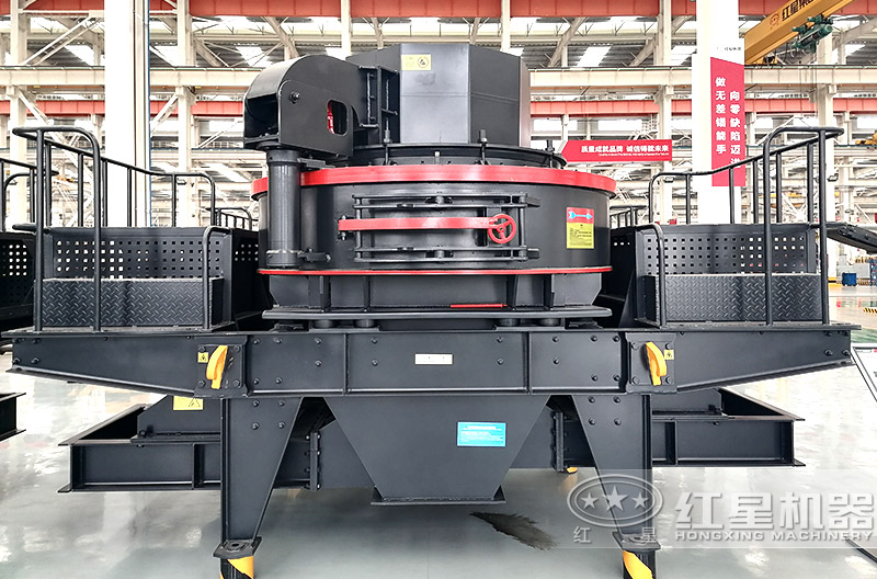 鵝卵石制沙機(jī)型號(hào)時(shí)產(chǎn)300噸有哪些，一臺(tái)價(jià)格多少？附視頻